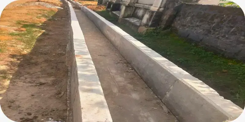 Construction of 3.63km Mbikpong Ikot Edim, Afaha Ikot Osom, Ikot Akpaedu Road