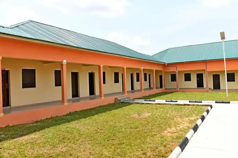 Model Primary School, Holy Child Convent Primary School, Hospital Road
