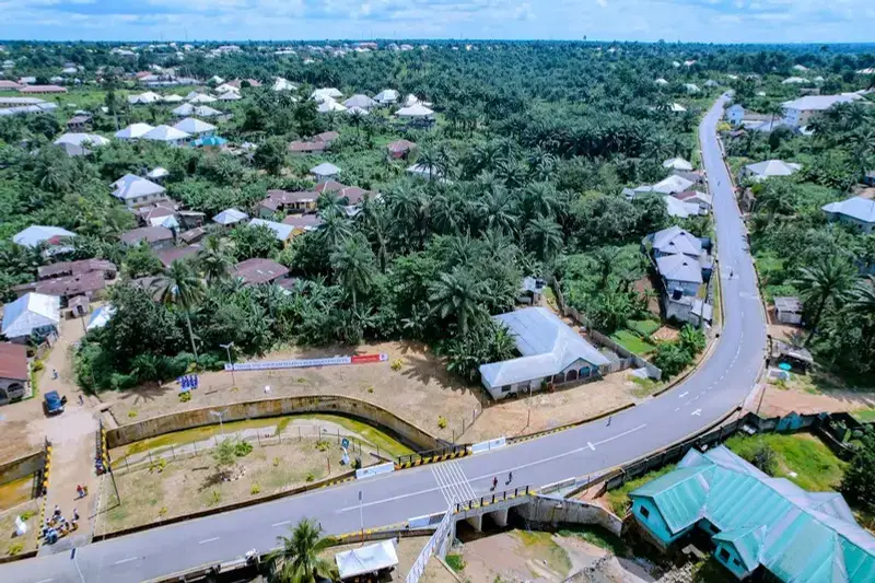 Access road to Goretti Secondary School (Spring Road) with outfall drain