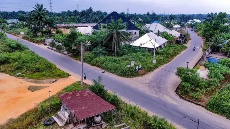 Amanyam community roads (Aba Road-Ibong Ikot Akan-Mbiaso)
