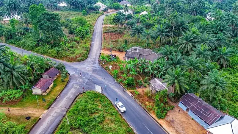 Amanyam community roads (Aba Road-Ibong Ikot Akan-Mbiaso)