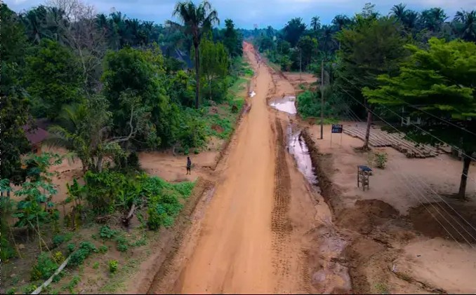 Midim Atan - Ikot Inyang - Ikot Akpan Ekpenyong - Ikot Akpan - Etok Uruk Eshiet - Ikot Imonte Road with bridge
