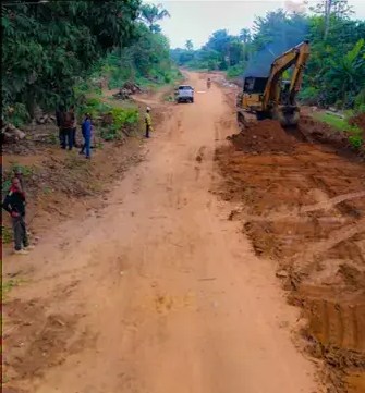 Midim Atan - Ikot Inyang - Ikot Akpan Ekpenyong - Ikot Akpan - Etok Uruk Eshiet - Ikot Imonte Road with bridge