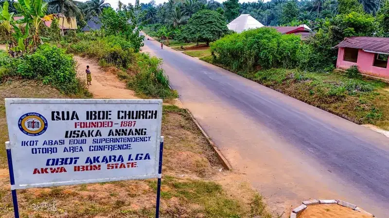 11.71km internal roads with two 15m span bridges, Usaka
