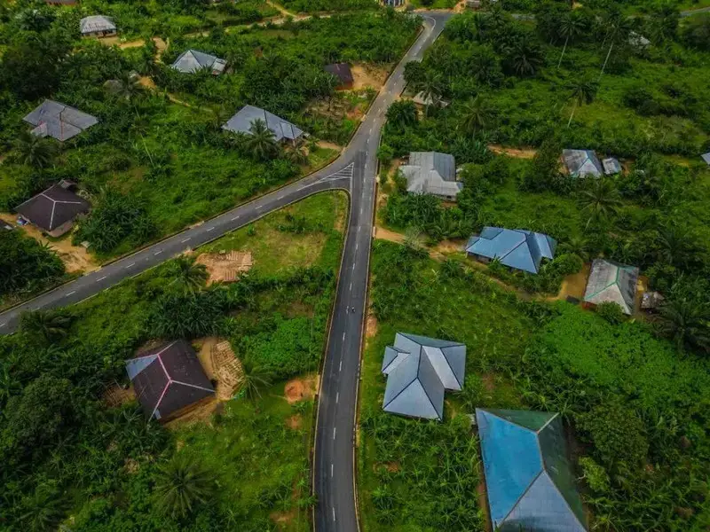 2.9km Secretariat Road, Eweme Road