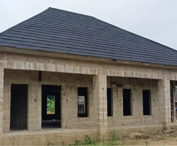 Chairman's Lodge, Uquo, roof structure in place