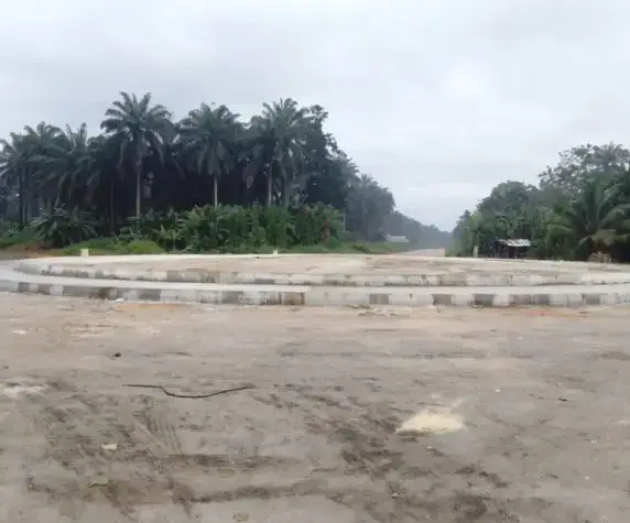 Cleared road corridor on the 16km Midim Atan road