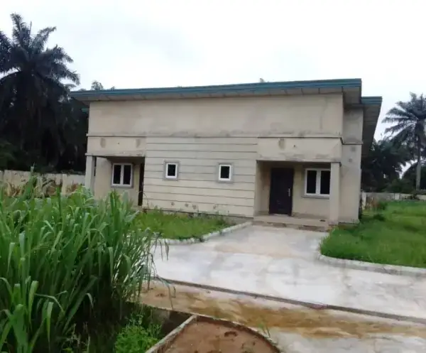 Service building at the Midim Atan health centre site