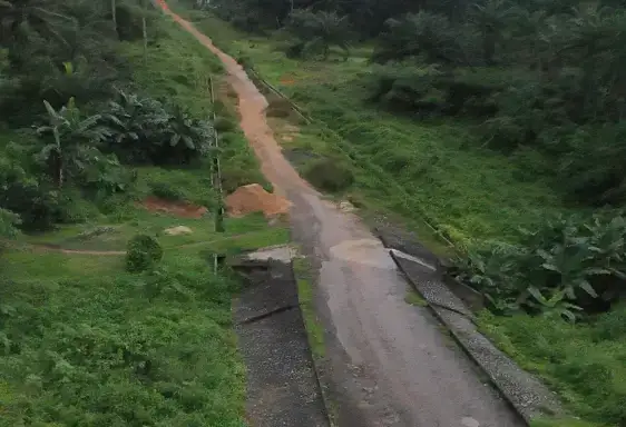 Etim Ekpo Internal Roads Phase One, unpaved section