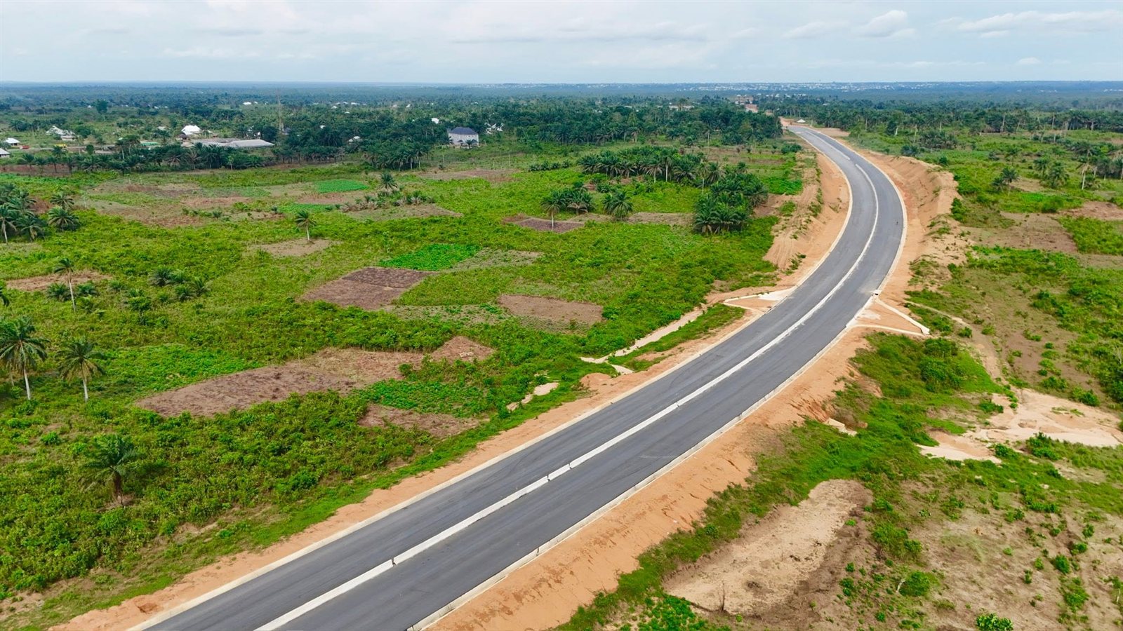 Dualization of 13.5km Okopedi to Oron Road by East West Road with 80m span bridge