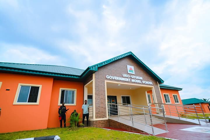 Model Primary School, Uko-Oyukim