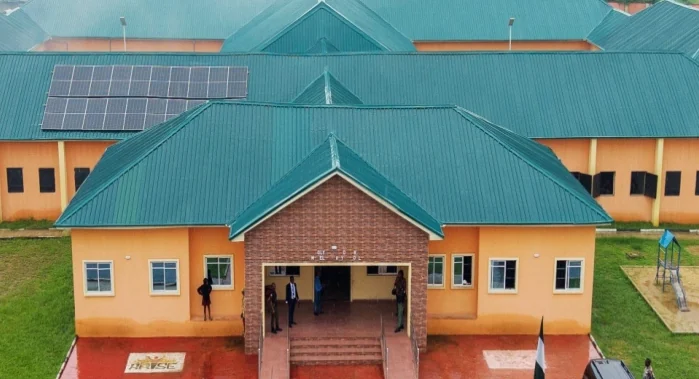 Model Primary School, Oruk Anam