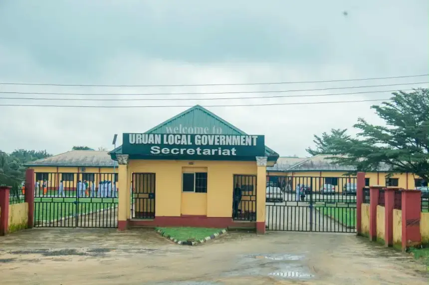 The gate of the Uruan Local Government Secretariat