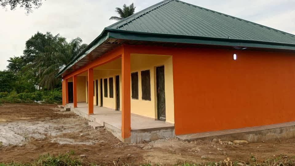 Side view of the finished classroom block and veranda