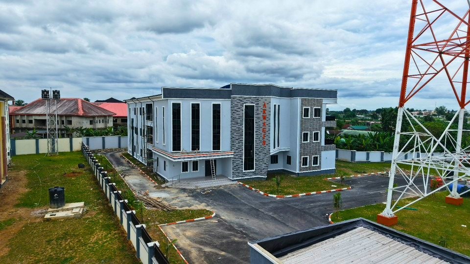 The AKWAGIS office building